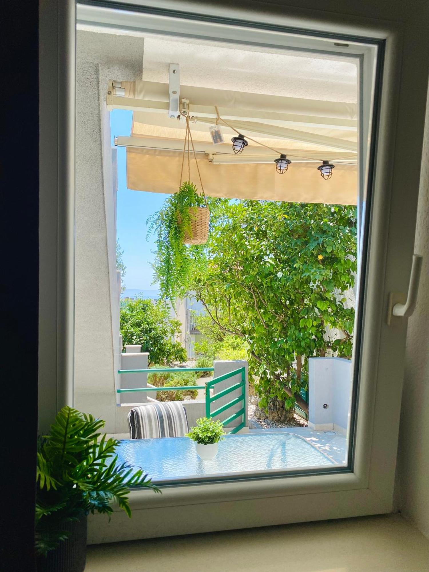 Apartments & Rooms Joy Of Life In Makarska Exterior photo